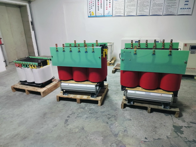 青山湖KS11-1000KVA矿用变压器